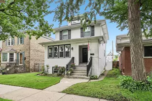 743 S Lombard Ave, Oak Park, IL 60304 - Photo 3
