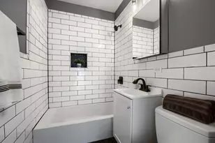 4456 N Kenneth Ave, Chicago, IL 60630 - Photo 9