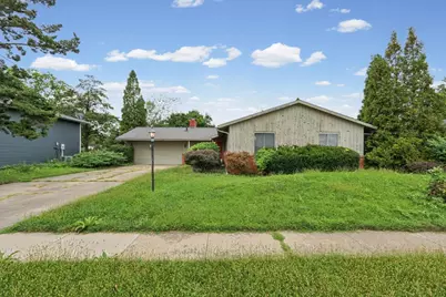 1913 Moraine Drive, Champaign, IL 61822 - Photo 1