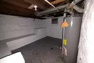 205 S Park Ave, Waukegan, IL 60085 - Photo 15