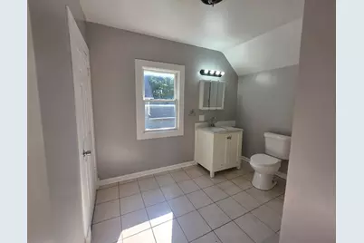 205 S Park Avenue, Waukegan, IL 60085 - Photo 11