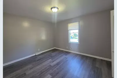 205 S Park Avenue, Waukegan, IL 60085 - Photo 3