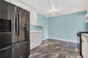 9540 Mayfield Ave, Oak Lawn, IL 60453 - Photo 11
