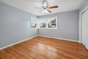 10350 Canterbury St, Westchester, IL 60154 - Photo 9