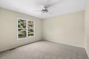 6079 Indian Trail Rd, Gurnee, IL 60031 - Photo 17