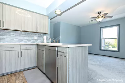 1402 Inverrary Lane #1402, Deerfield, IL 60015 - Photo 5