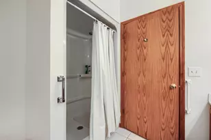 11035 Deblin Ln, Oak Lawn, IL 60453 - Photo 11