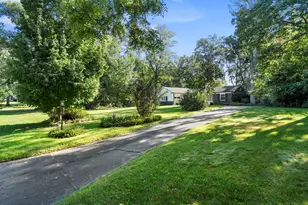 119 Palm Ave, Rockford, IL 61107 - Photo 5