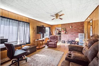 502 Barnum Road, Rockford, IL 61109 - Photo 5