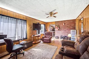 502 Barnum Rd, Rockford, IL 61109 - Photo 5
