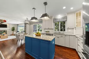 1533 Heatherton Ct, Naperville, IL 60563 - Photo 9