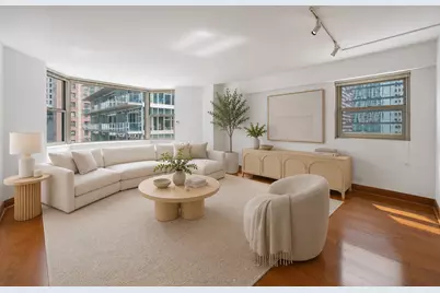 535 N Michigan Avenue #1009, Chicago, IL 60611 - Photo 3