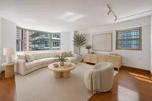 535 N Michigan Ave, Chicago, IL 60611 - Photo 3