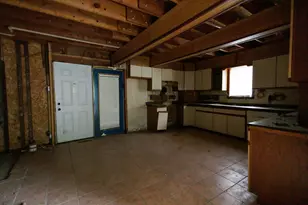 980 S 6th Ave, Kankakee, IL 60901 - Photo 11