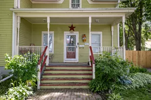 320 E High St, Sycamore, IL 60178 - Photo 29