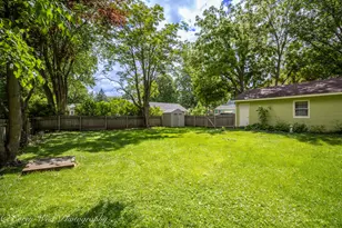 320 E High St, Sycamore, IL 60178 - Photo 25