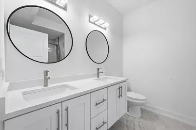 6939 W 95th Place, Oak Lawn, IL 60453 - Photo 9