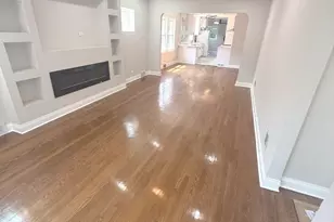 8926 S Paxton Ave, Chicago, IL 60617 - Photo 3