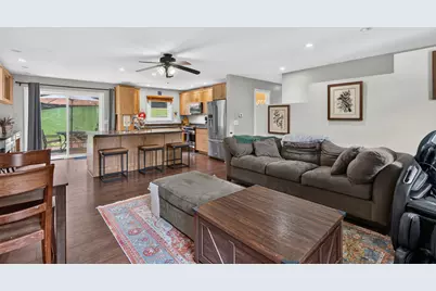 919 W Dale Avenue, McHenry, IL 60051 - Photo 7