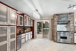 1817 Elmwood Dr, Lindenhurst, IL 60046 - Photo 5