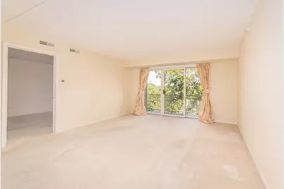 6815 N Milwaukee Avenue #507, Niles, IL 60714 - Photo 11