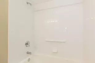 6815 N Milwaukee Ave, Niles, IL 60714 - Photo 19