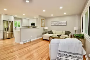 26890 N Longwood Rd, Lake Forest, IL 60045 - Photo 5