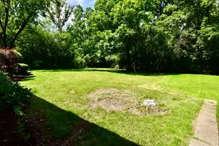 26890 N Longwood Rd, Lake Forest, IL 60045 - Photo 25