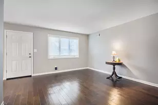 230 Manor Dr, New Lenox, IL 60451 - Photo 5