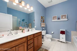 16611 Buckner Pond Wy, Crest Hill, IL 60403 - Photo 11
