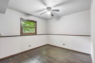 89 Foxcroft Rd, Naperville, IL 60565 - Photo 17