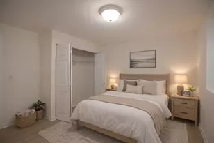 1223 E 52nd St, Chicago, IL 60615 - Photo 11