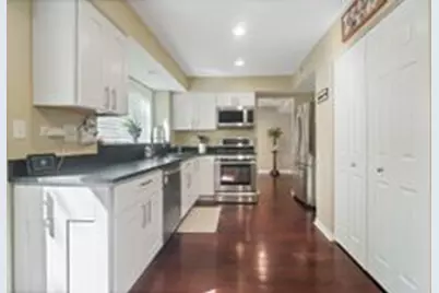 28 Hampton Street, Cary, IL 60013 - Photo 7
