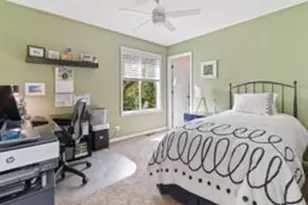 28 Hampton St, Cary, IL 60013 - Photo 19