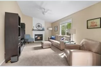 28 Hampton Street, Cary, IL 60013 - Photo 9