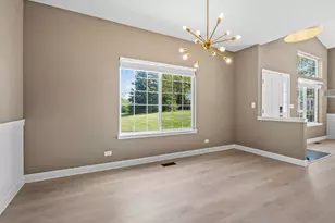 819 Asbury Dr, Aurora, IL 60502 - Photo 9
