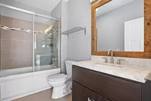 819 Asbury Dr, Aurora, IL 60502 - Photo 15