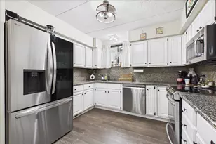451 Elm St, Deerfield, IL 60015 - Photo 5