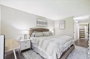 451 Elm St, Deerfield, IL 60015 - Photo 13