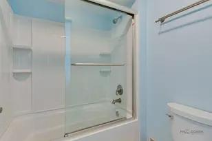 19W182 Ginny Ln, Oak Brook, IL 60523 - Photo 31