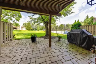 19W182 Ginny Ln, Oak Brook, IL 60523 - Photo 35
