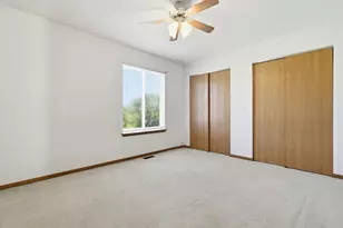 3014 30th St, Zion, IL 60099 - Photo 21