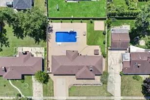378 Oakwood Dr, Crete, IL 60417 - Photo 33