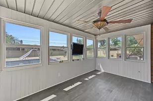 378 Oakwood Dr, Crete, IL 60417 - Photo 21