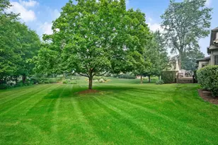 6905 Irish Ct, Darien, IL 60561 - Photo 35