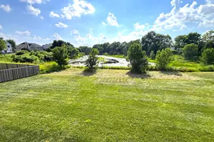 1959 Country Hills Dr, Yorkville, IL 60560 - Photo 19