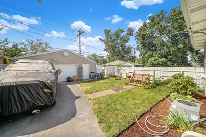 18026 Oakley Avenue, Lansing, IL 60438 - Photo 23