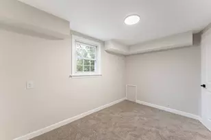 566 Hirsch Ave, Calumet City, IL 60409 - Photo 9