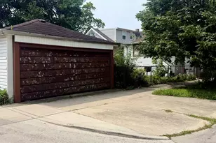 5057 N Keeler Ave, Chicago, IL 60630 - Photo 3