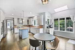 88 Open Pkwy S, Hawthorn Woods, IL 60047 - Photo 11